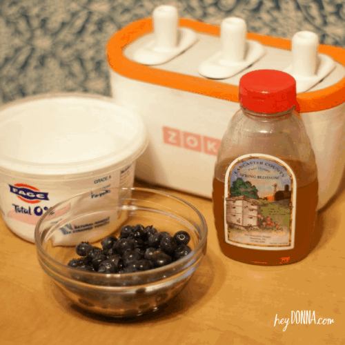 Blueberry Greek Yogurt Popsicles - Hey Donna